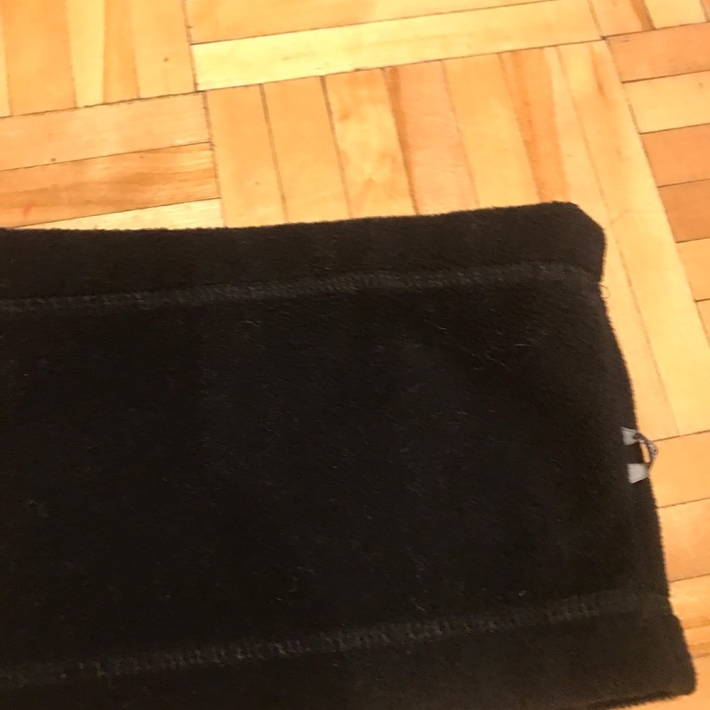 Free whit purchase neck warmers